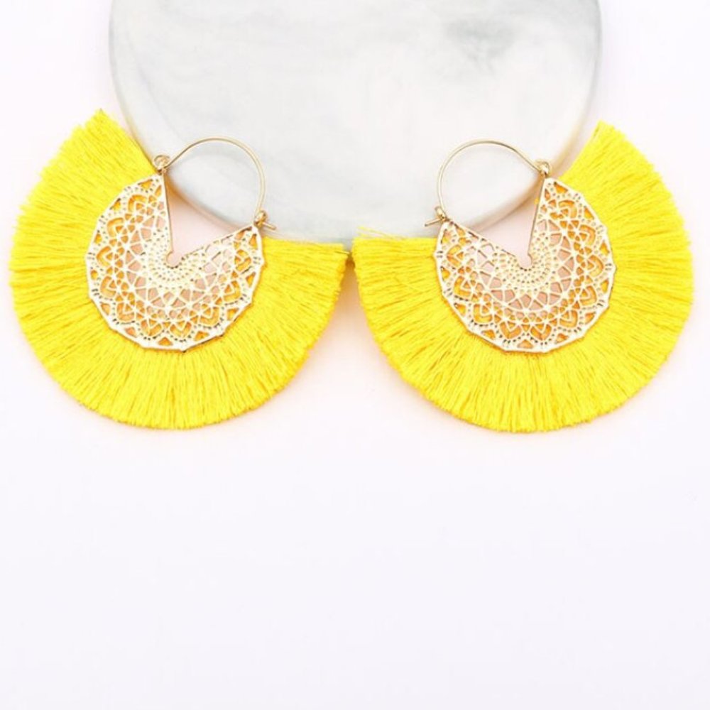 2/$25❣️Yellow Fringe Hoop Earrings